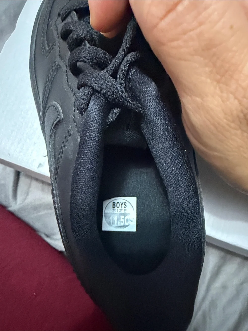 Nike force 1 low lace  11.5 C